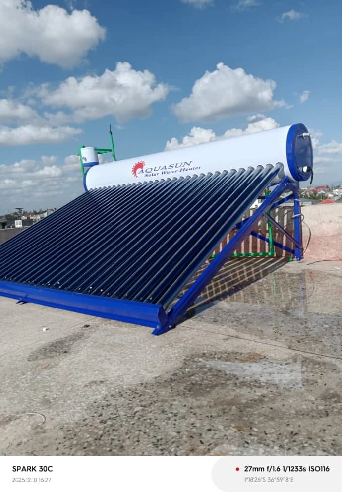 300 L Solar Water Heater — Kamulu