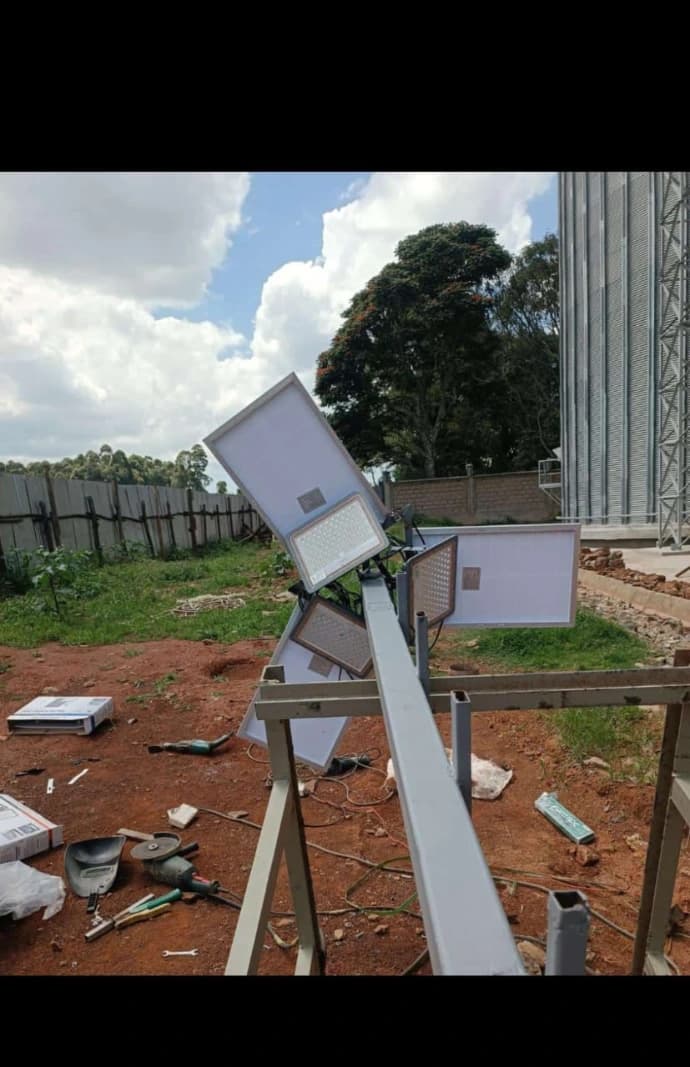 3 × 500 W Solar Flood Light Mast — Kisumu